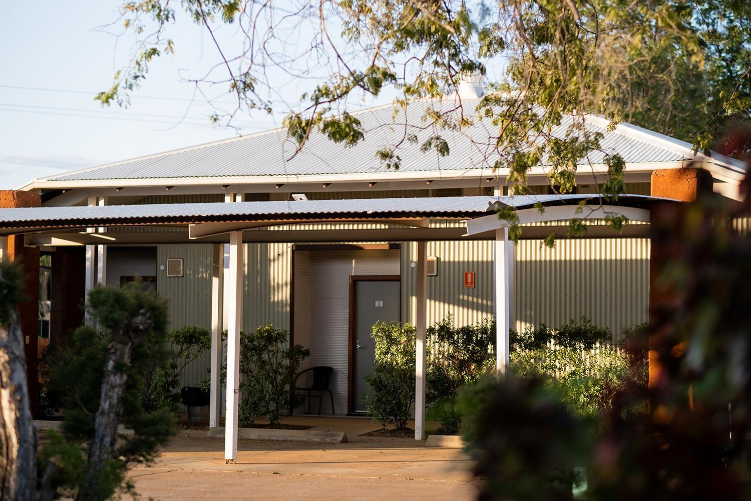 The Gidgee Inn Cloncurry Exterior photo