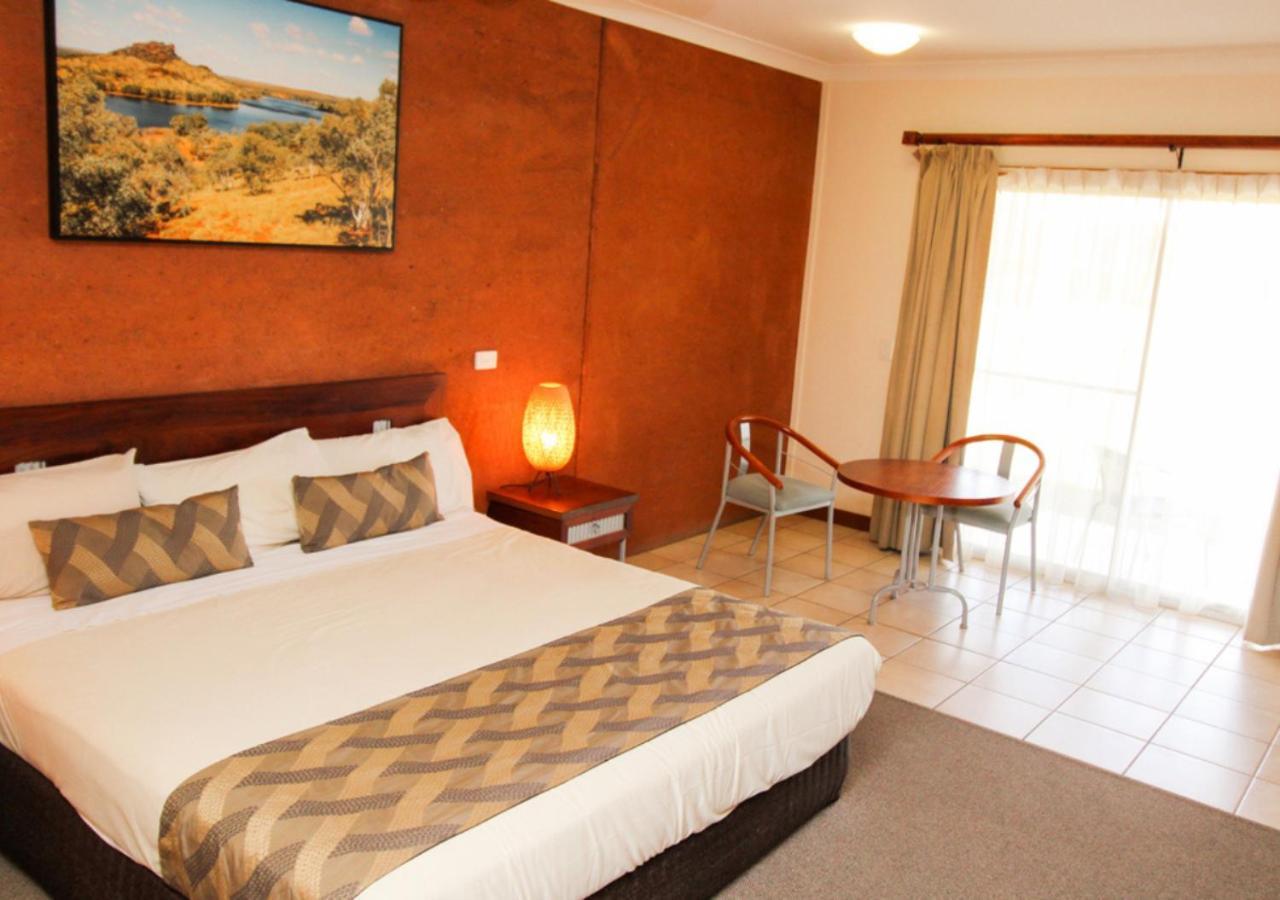 The Gidgee Inn Cloncurry Exterior photo