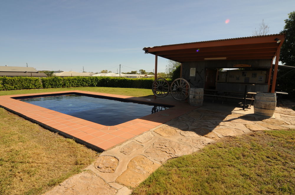 The Gidgee Inn Cloncurry Exterior photo